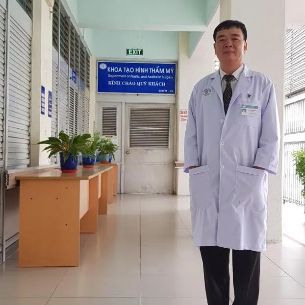 Bác sĩ Chu Đình Khang ảnh 1
