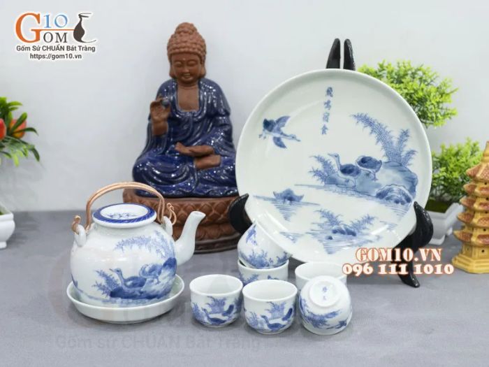 Bộ sưu tập gốm sứ đa dạng tại Gốm 10