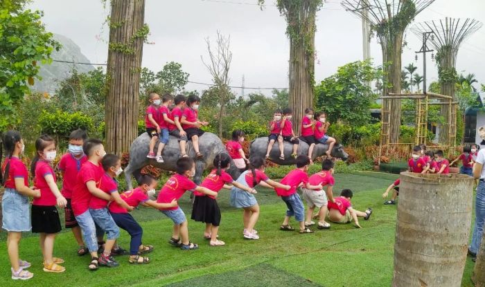Hình ảnh hoạt động vui chơi của các bé tại Trường Mầm non Thanh Châu