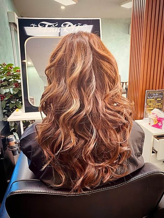 Hair Salon Tấn Đỗ - Không gian sang trọng đẳng cấp