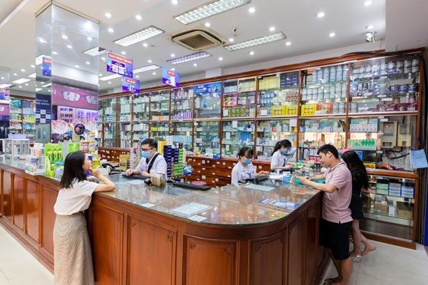 Đội ngũ dược sĩ chuyên nghiệp FPT Long Châu