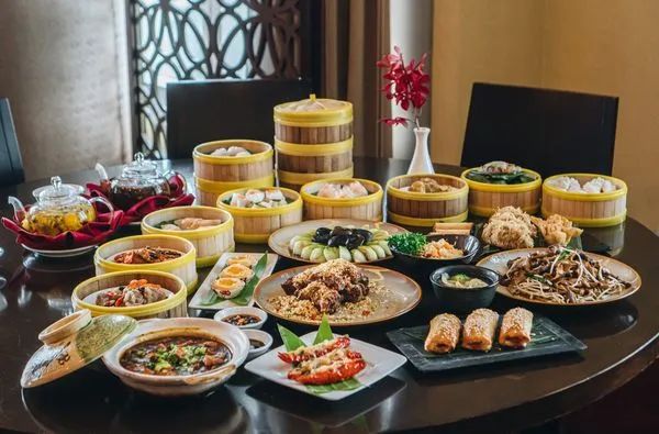 Không gian sang trọng đậm chất Trung Hoa tại Golden Dragon Restaurant - Ảnh 1