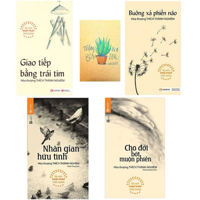 Nhân Gian Hữu Tình ảnh 1 - Bìa sách thiết kế tinh tế với hình ảnh hoa sen cách điệu