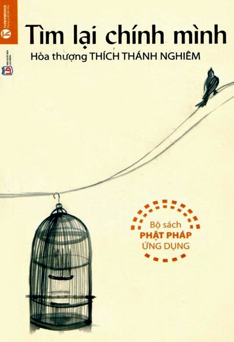 Tìm Lại Chính Mình ảnh 1 - Bìa sách với hình ảnh ẩn dụ về hành trình nội tâm