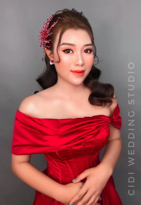 Hình ảnh cô dâu trang điểm tại CiDi Wedding Studio - 3