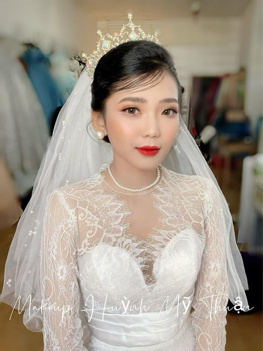 Vẻ đẹp hoàn hảo được tạo nên bởi Áo Cưới Hoàng Kim