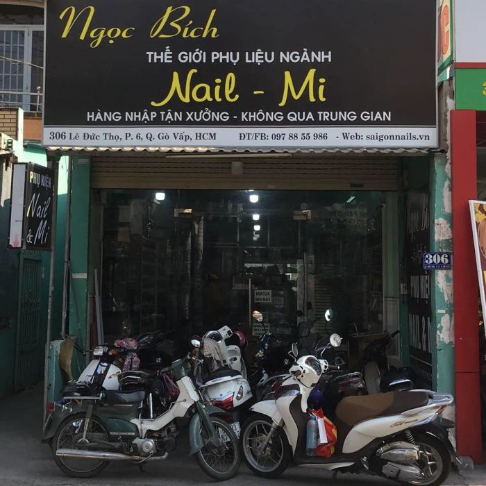 Bộ sưu tập phụ kiện nail & mi đa dạng tại Ngọc Bích - Ảnh 2