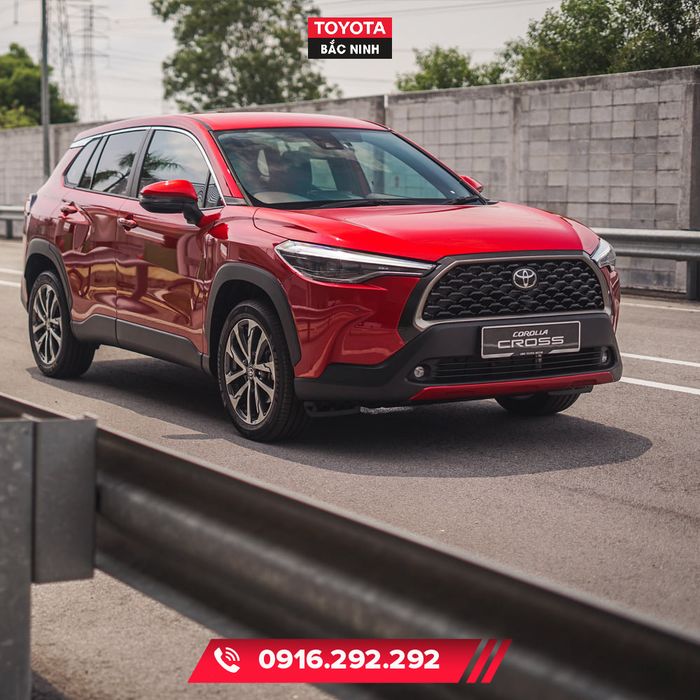 Hình ảnh showroom Toyota Bắc Ninh - Không gian trưng bày sang trọng
