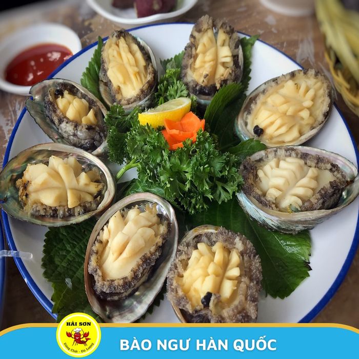 Không gian sang trọng và ấm cúng tại Hải Sơn Quán