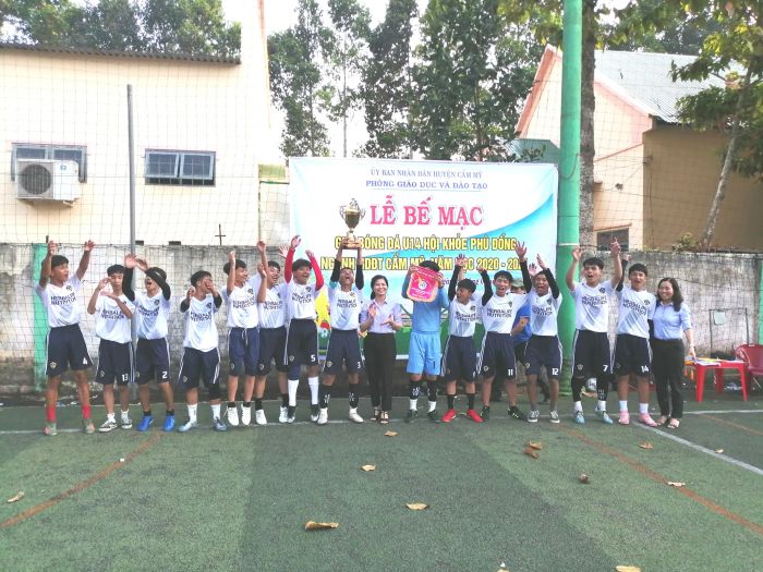 Khoảnh khắc sôi động từ hoạt động thể thao Trường THCS Chu Văn An