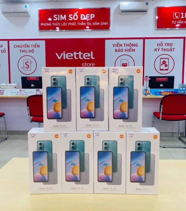 Không gian trưng bày hiện đại tại ViettelStore Quảng Trị