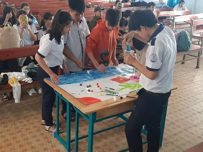 Hoạt động sôi nổi của học sinh THCS Xuân Bảo