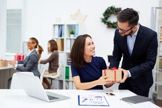 Những thông điệp 8/3 ý nghĩa kèm hình ảnh đẹp gửi đến các đồng nghiệp nữ đáng kính
