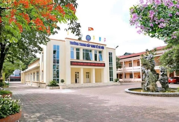 Trường Trung Cấp Kinh Tế Hà Nội - Hình ảnh 2
