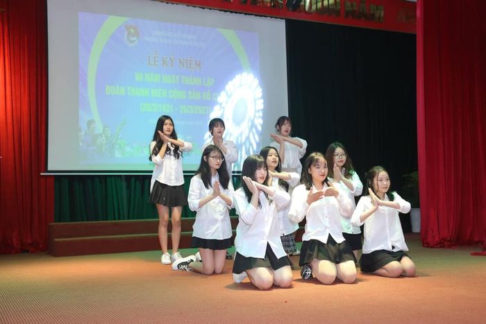 Trường Trung Cấp Kinh Tế Hà Nội - Hình ảnh 3