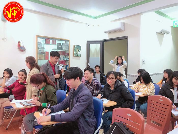 Hình ảnh lớp học chất lượng cao tại Trung tâm Việt Trung Huế