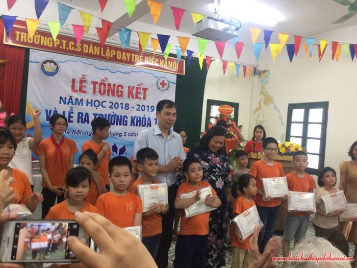 Bài phát biểu tổng kết năm học của lãnh đạo địa phương ảnh 1