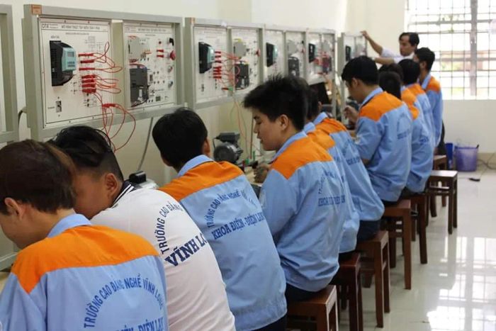 Trường Cao đẳng Nghề Vĩnh Long hình ảnh 2