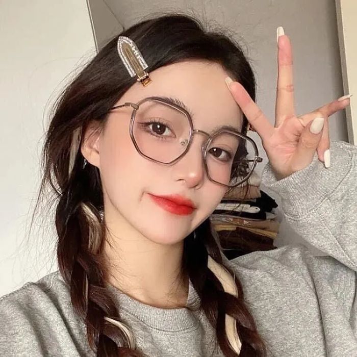 Bộ sưu tập gọng kính đa dạng tại Oli.Glasses
