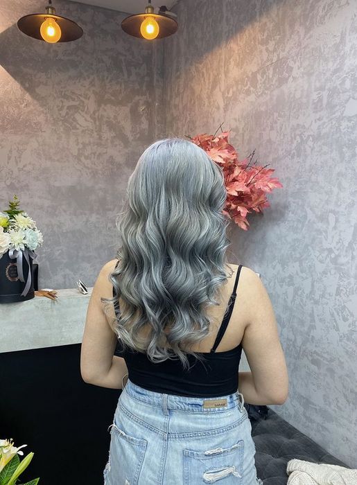 Hình ảnh không gian sang trọng tại Hair Salon Lee Khánh