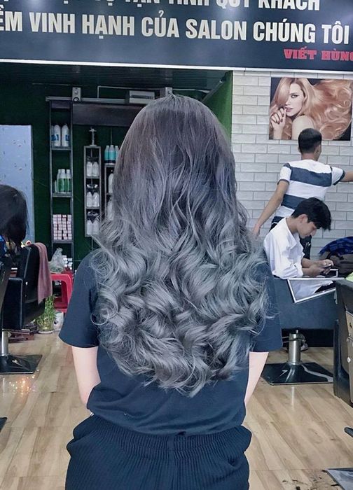 Hình ảnh tác phẩm nhuộm tóc ấn tượng tại Viết Hùng Salon Tóc