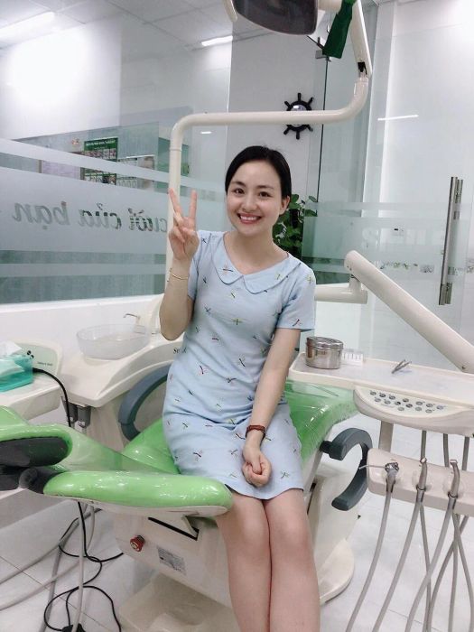 Hình ảnh quy trình tẩy trắng chuyên nghiệp tại Nha Khoa Smile Tam Kỳ (ảnh 2)