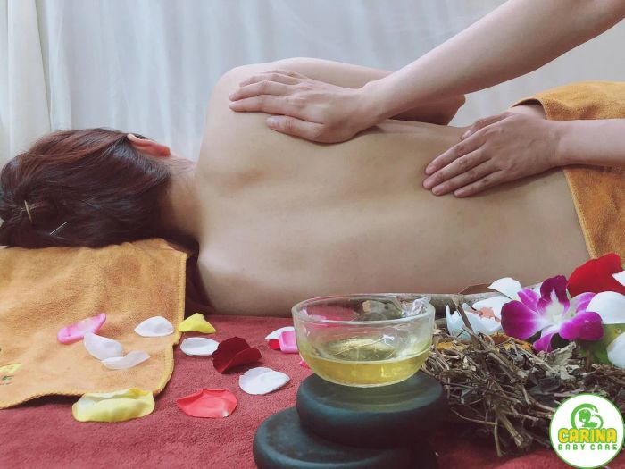 Hình ảnh liệu trình massage bầu chuyên nghiệp tại Carina BABY CARE