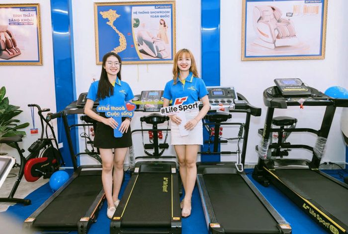 Máy chạy bộ Lifesport - Thiết kế sang trọng, tính năng ưu việt