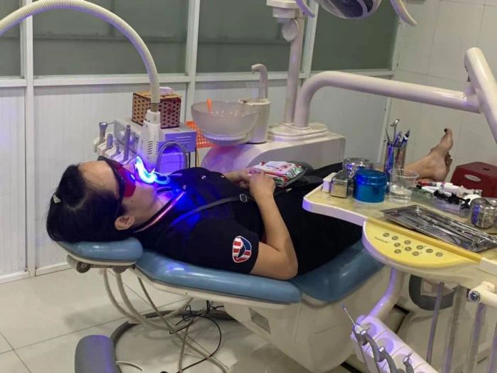 Quy trình tẩy trắng răng chuyên nghiệp tại Nha Khoa Sài Gòn - Tam Kỳ (ảnh 2)