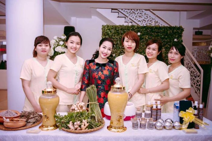Hình ảnh liệu trình massage bầu chuyên nghiệp tại Minh Tâm Care