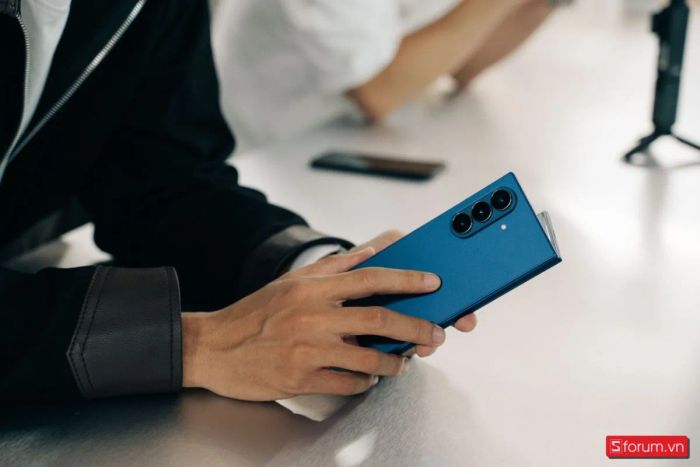 Samsung Galaxy Z Fold 7 có mấy phiên bản? Bật mí cấu hình RAM mạnh mẽ hình 1
