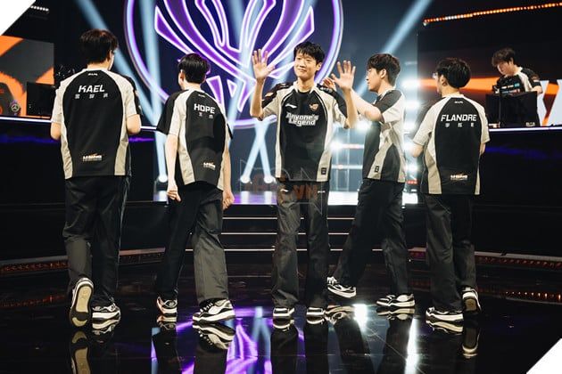 MSI 2025: Anyone's Legend Thăng Hoa Với Chiến Thắng Tuyệt Đối 3-0 Trước BLG