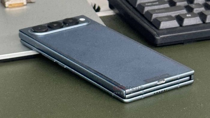 TECNO PHANTOM Ultimate G Fold Concept sở hữu màn hình kích thước khủng