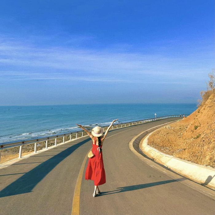 Dốc Hoàng Hôn Phan Thiết - Nơi lưu giữ khoảnh khắc hoàng hôn tuyệt mỹ