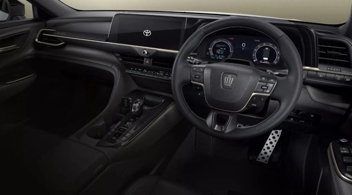 Toyota Crown Sport 5.JPG
