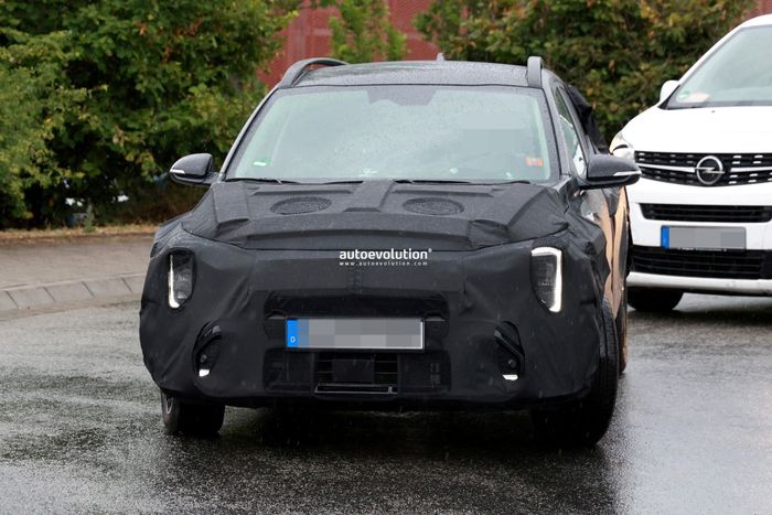 kia-stonic-getting-boxy-facelift-2026-model-flaunts-opposites-united-cues_1.jpg