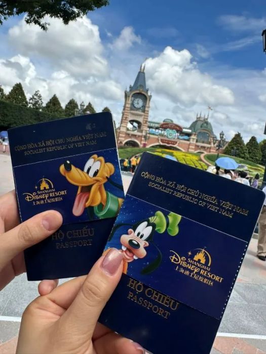 Trải nghiệm check-in tại Disneyland Thượng Hải