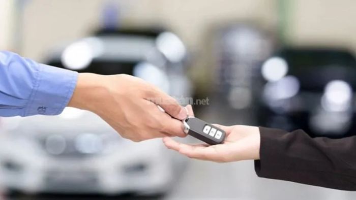 Hướng dẫn xem ngày mua xe tháng 8/2025 hợp tuổi