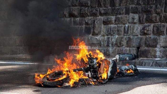 chiêm bao thấy xe của mình bị cháy