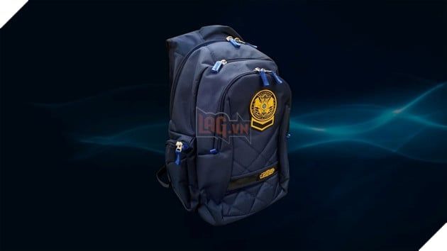 Trong quá khứ, Riot từng có chính sách tặng balo làm phần thưởng cho những ai đạt được rank Thách Đấu