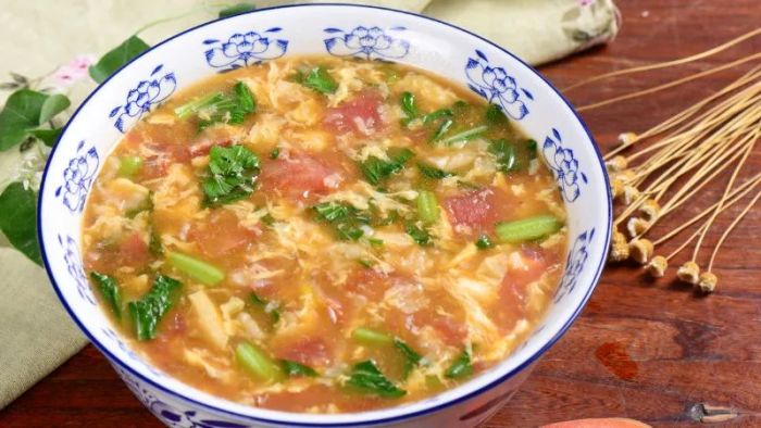 huong-dan-nau-canh-ca-chua-trung-10