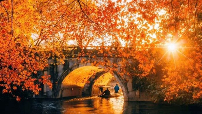 Thu về chính là khoảng thời gian tuyệt vời nhất để khám phá Hàng Châu