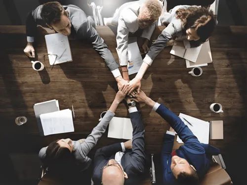Bí quyết giúp 12 con giáp nâng cao khả năng giao tiếp