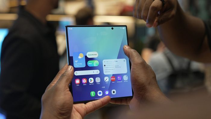 Tương lai có thể chứng kiến sự trở lại của S Pen trên smartphone gập Galaxy Z Fold