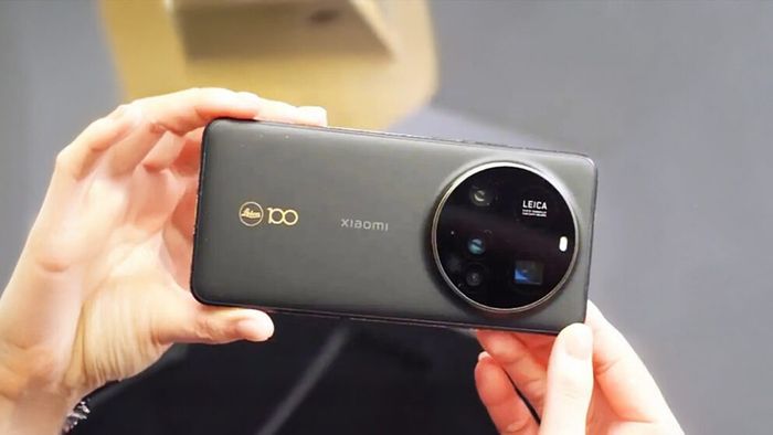 Xiaomi 15 Ultra 100 Years of Leica Edition sở hữu ngoại hình ấn tượng khác biệt