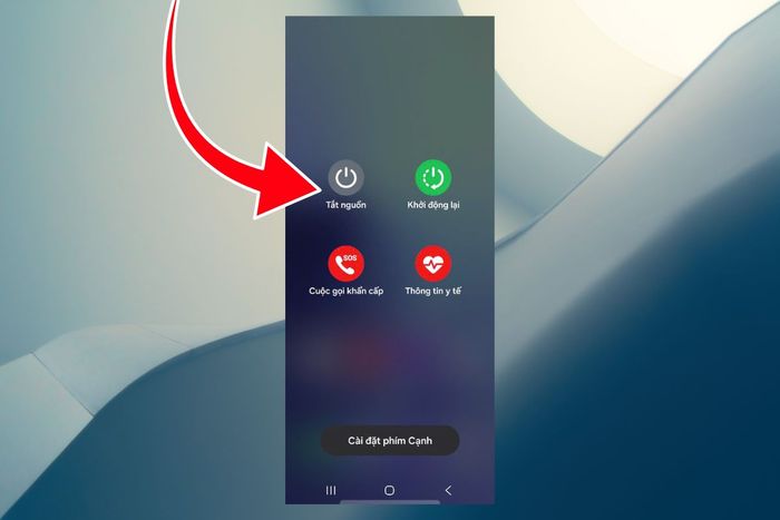 Hình ảnh minh họa thao tác tắt nguồn Galaxy Z Flip 7 trong nháy mắt