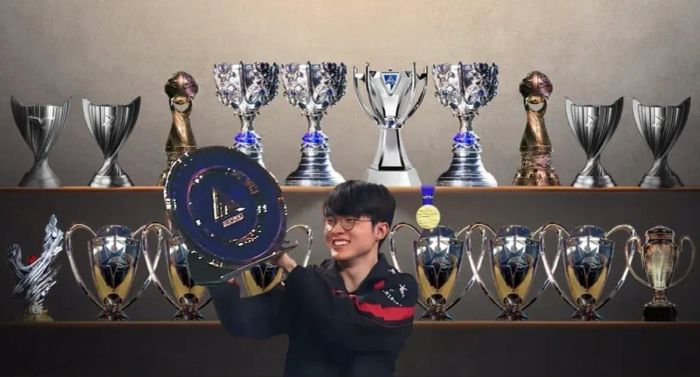 League of Legends EWC 2025