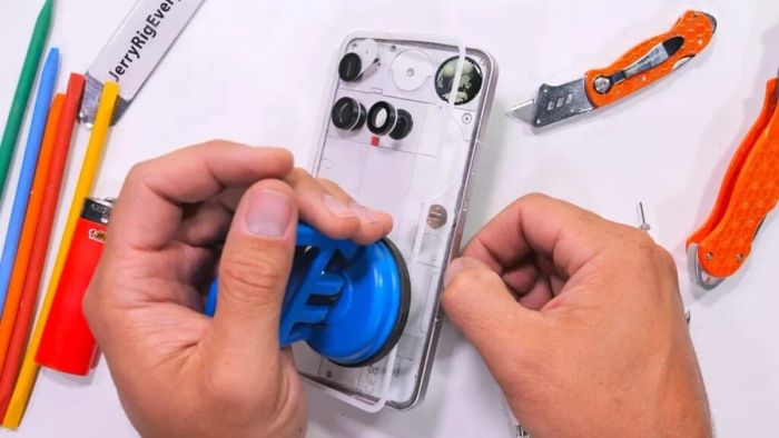Khả năng chịu lực đáng kinh ngạc của Nothing Phone 3