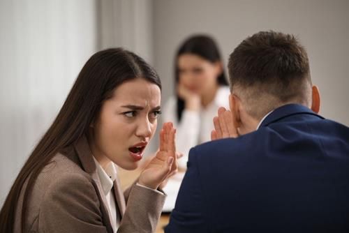 Bí quyết giúp 12 chòm sao hòa nhập nơi công sở