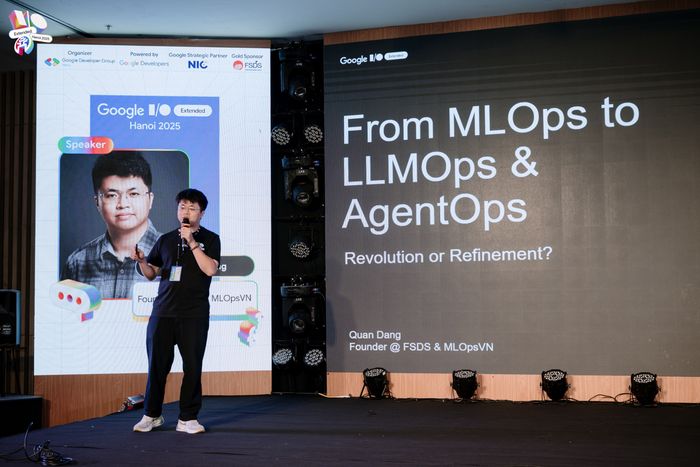 From MLOps to LLMOps & AgentOps - Bài trình bày của diễn giả Quân Đặng (Founder @FSDS & MLOpsVN)